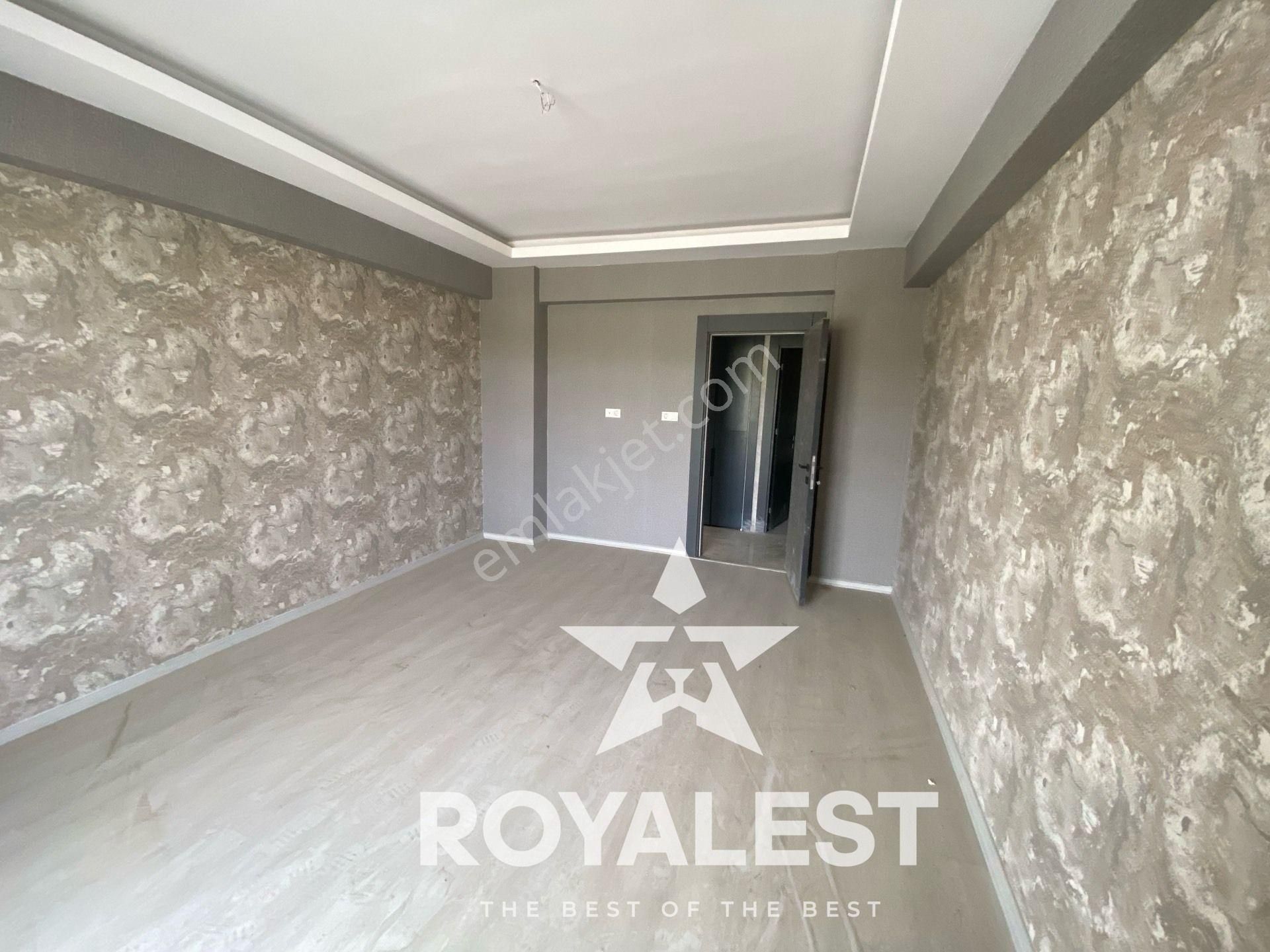 Royalest Ten Alpaslanda Önü Açık Ferah Daire