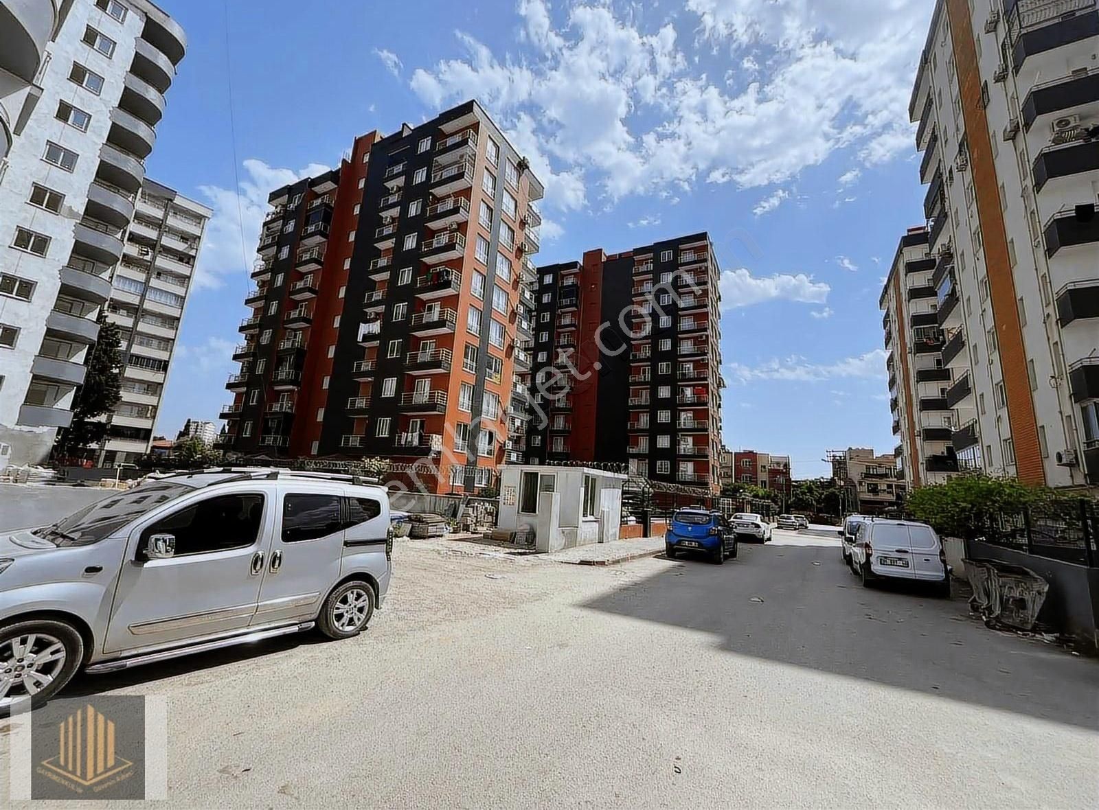 Sağlam"dan Mitatpaşa"da 3+1 Köşe Daire Acık Mutfak