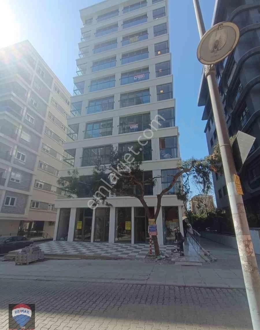 Kadıköy Suadiye Sahilde 3+1 Kiralık Daire