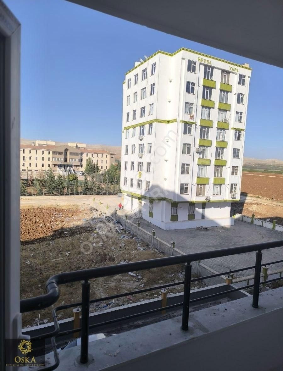 Oskadan Çevreyoluna Sıfır Güzel Konumda 1+1 Sıfır Daire