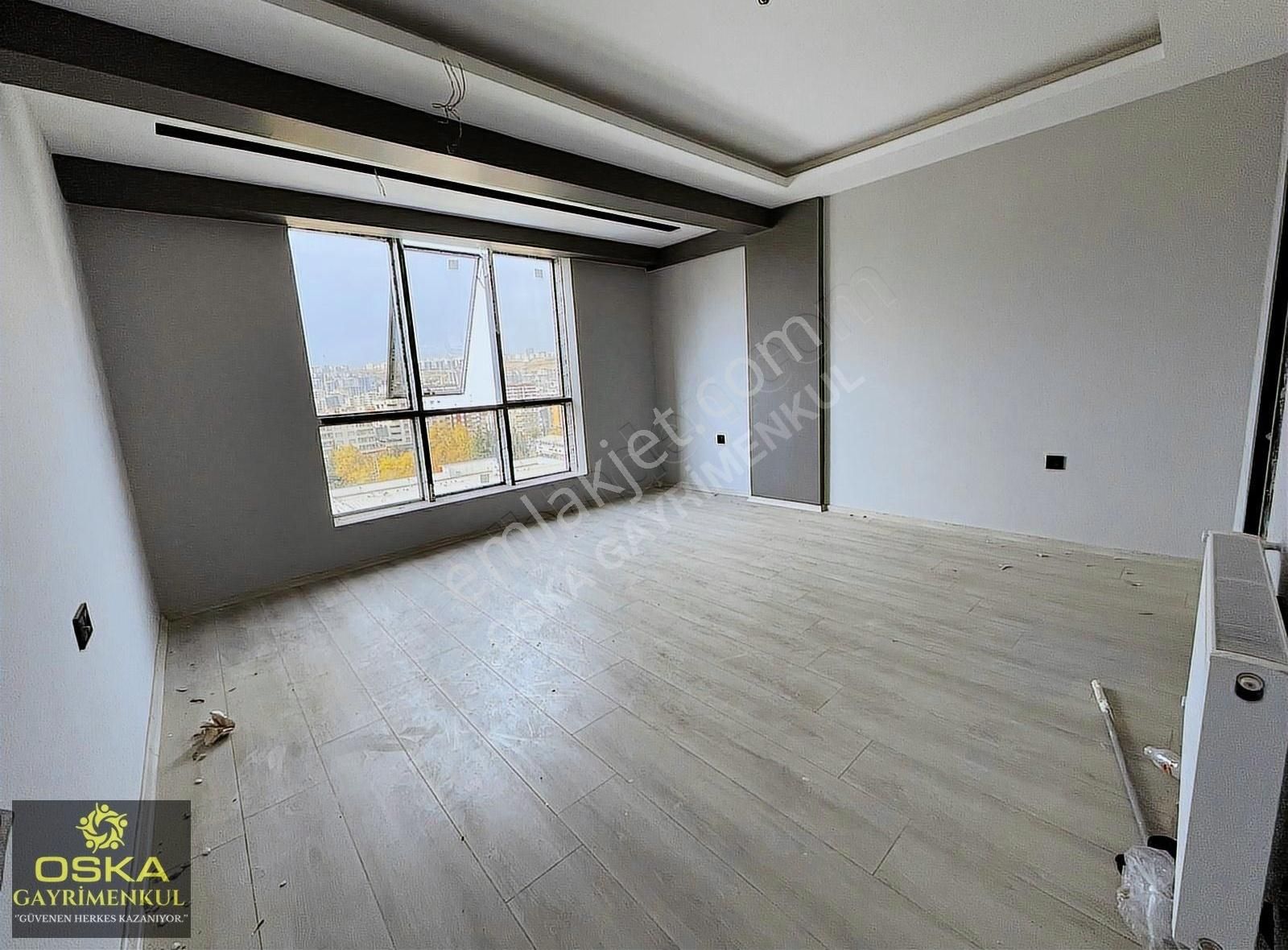 Oska'dan Karaköprü Belediyesi Arkası 2+0 Satılık Sıfır Daire