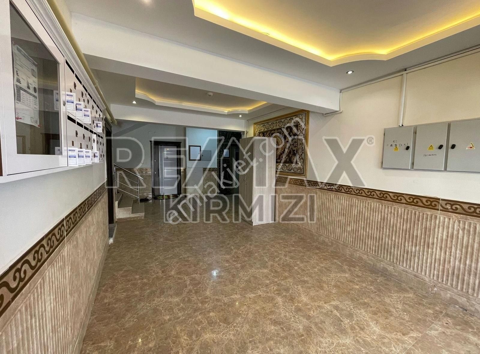 Re/max Kırmızı'dan Dadaşkent 'te Satılık 2+1 Daire