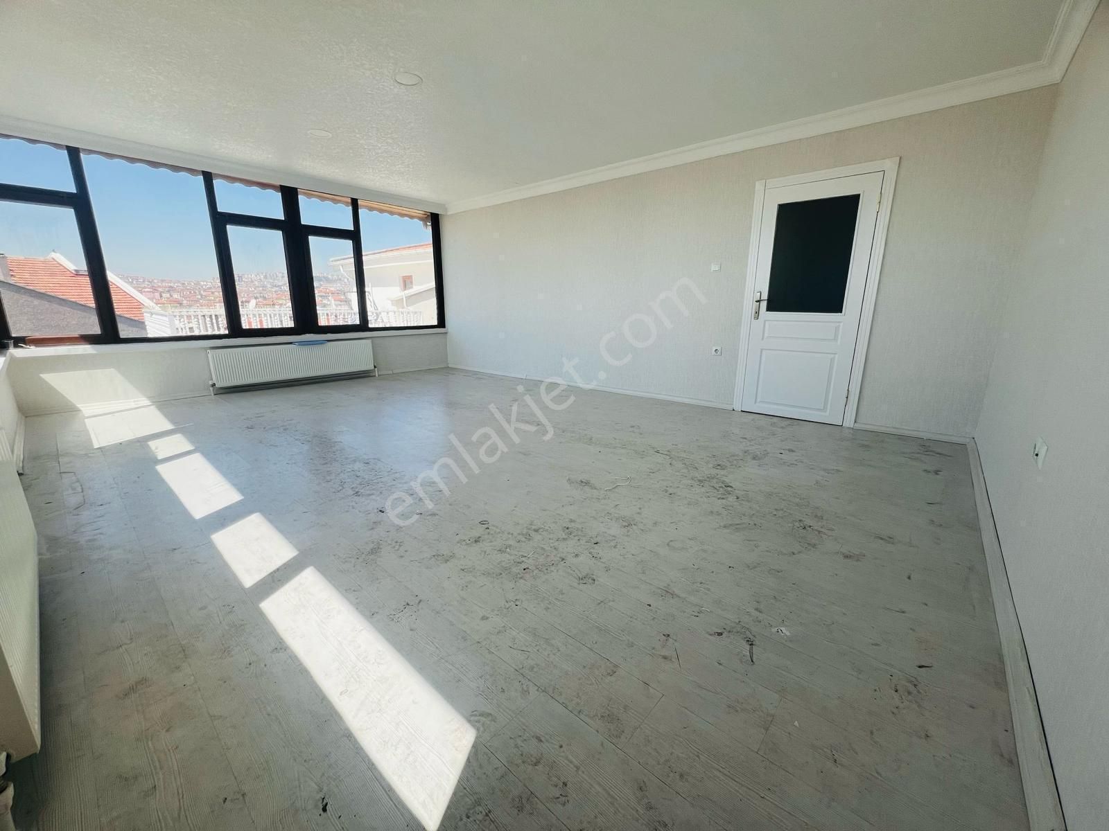 (1009) Keçiören Bağlarbaşında Üst Kat 3+1 Bağımsız Boş Daire