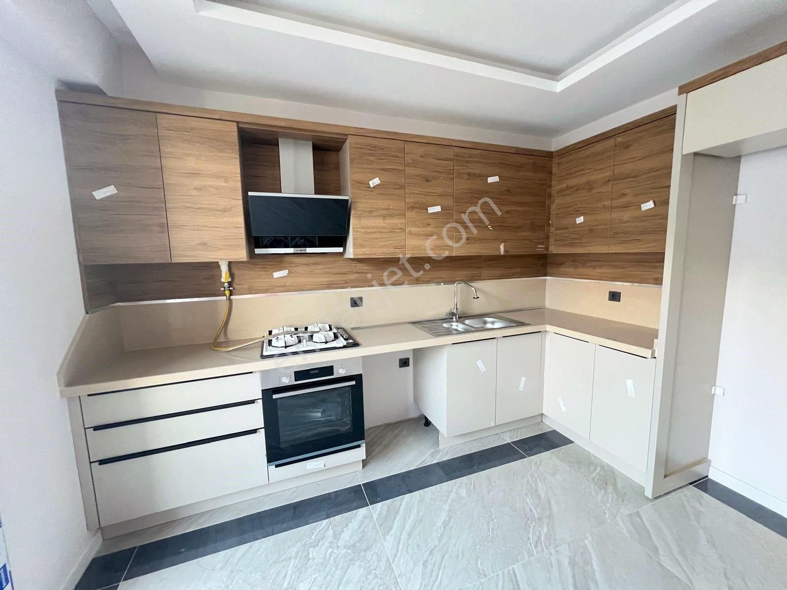 Akçay Aras Emlaktan İkizçayda 2+1 Geniş Dubleks Daire