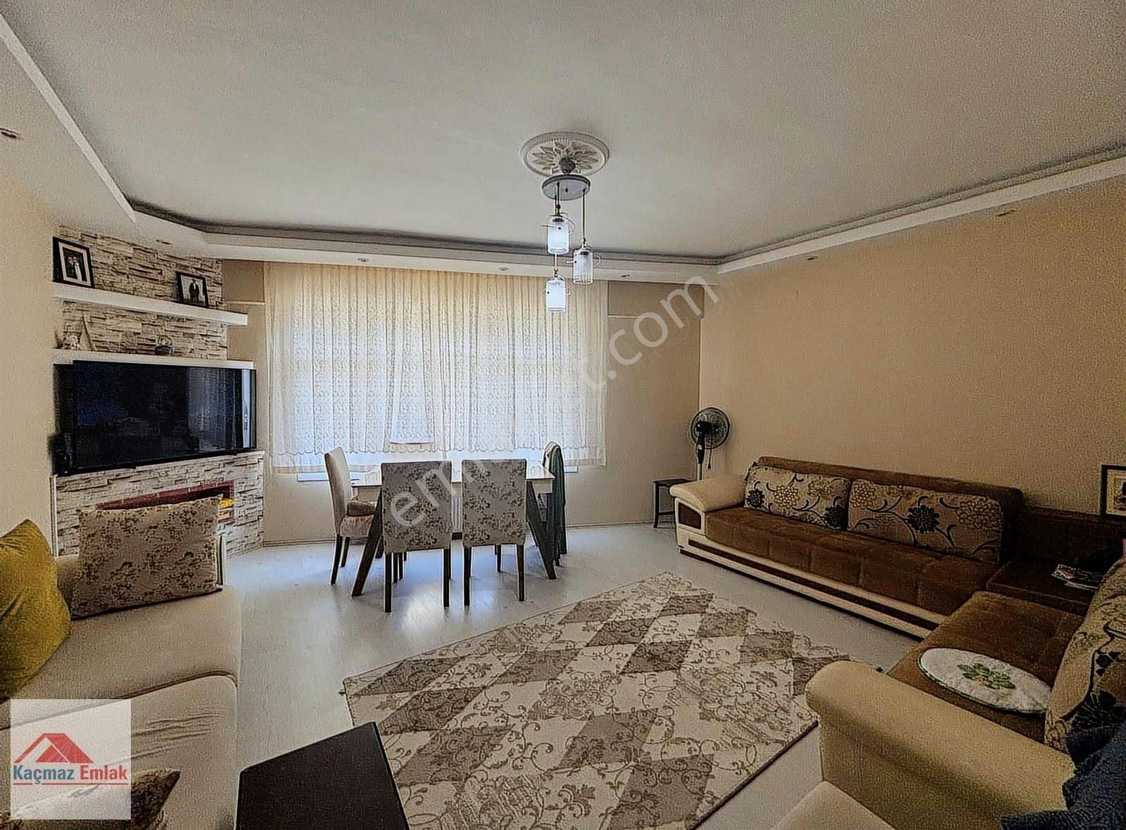 Maltepe Bağlarbaşı Gülyolunda Tadilatlı Satılık 3+1 Daire