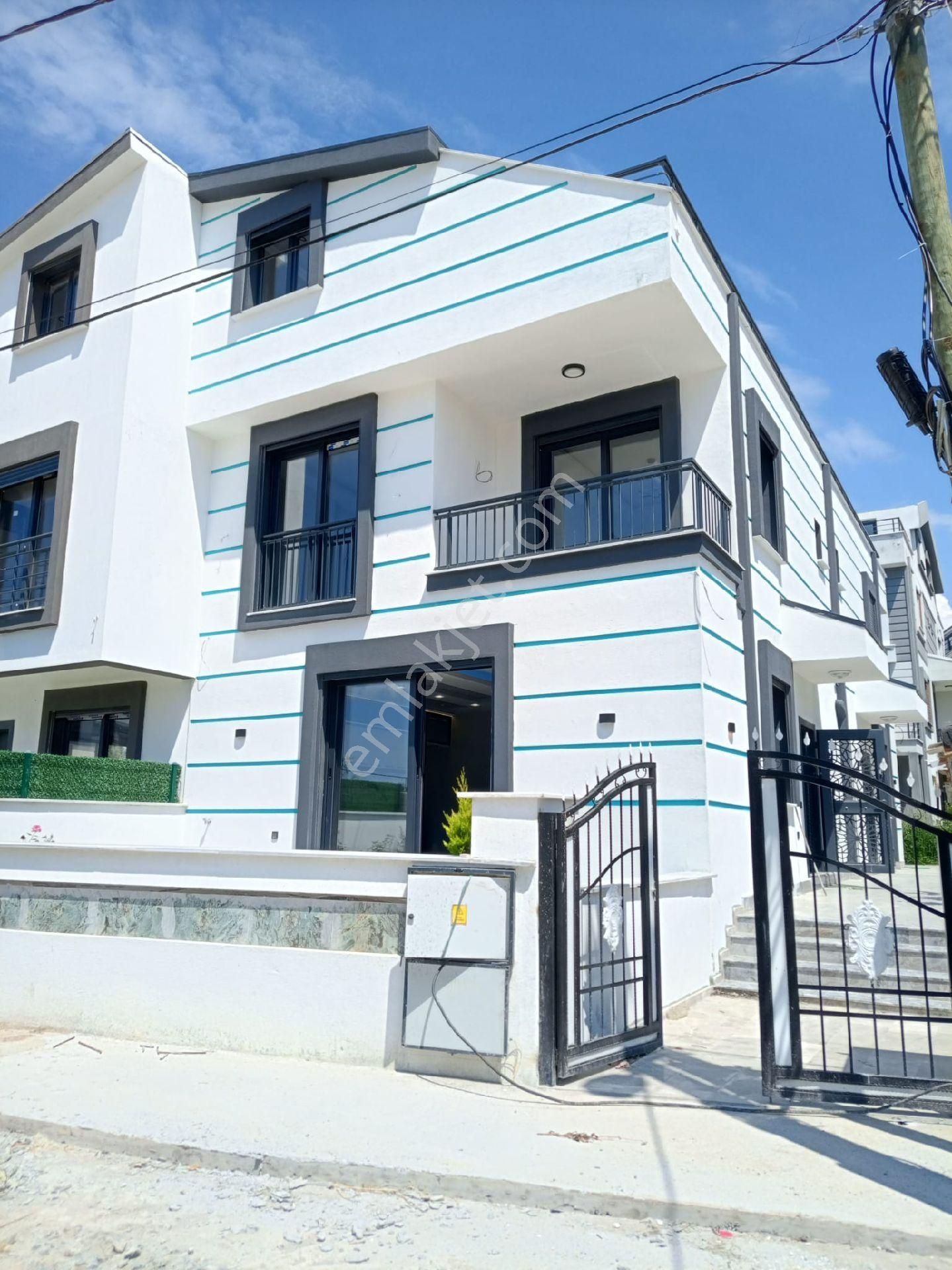 Didim Hisar Mah. Sıfır Ön Cephe Deniz Manzaralı Tribex Bitişik Nizam Villa