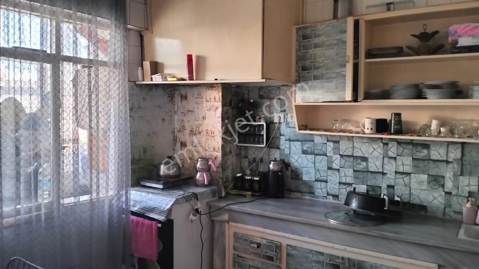 Cumhuriyet Mahallesi'nde Cadder Üzeri Satılık 2+1 Daire - Görsel 6