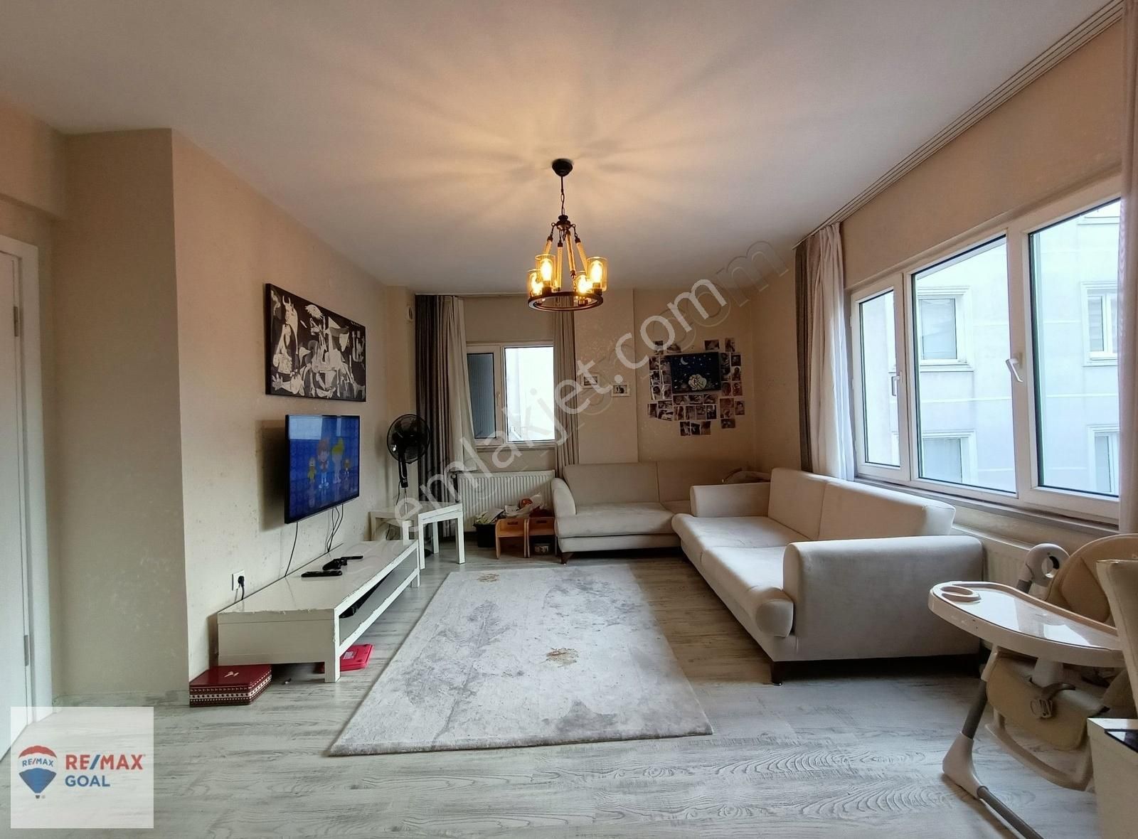 Kaçırmayın! Komple Yenilenmiş, Site İçinde Otoparklı 3+1 Daire