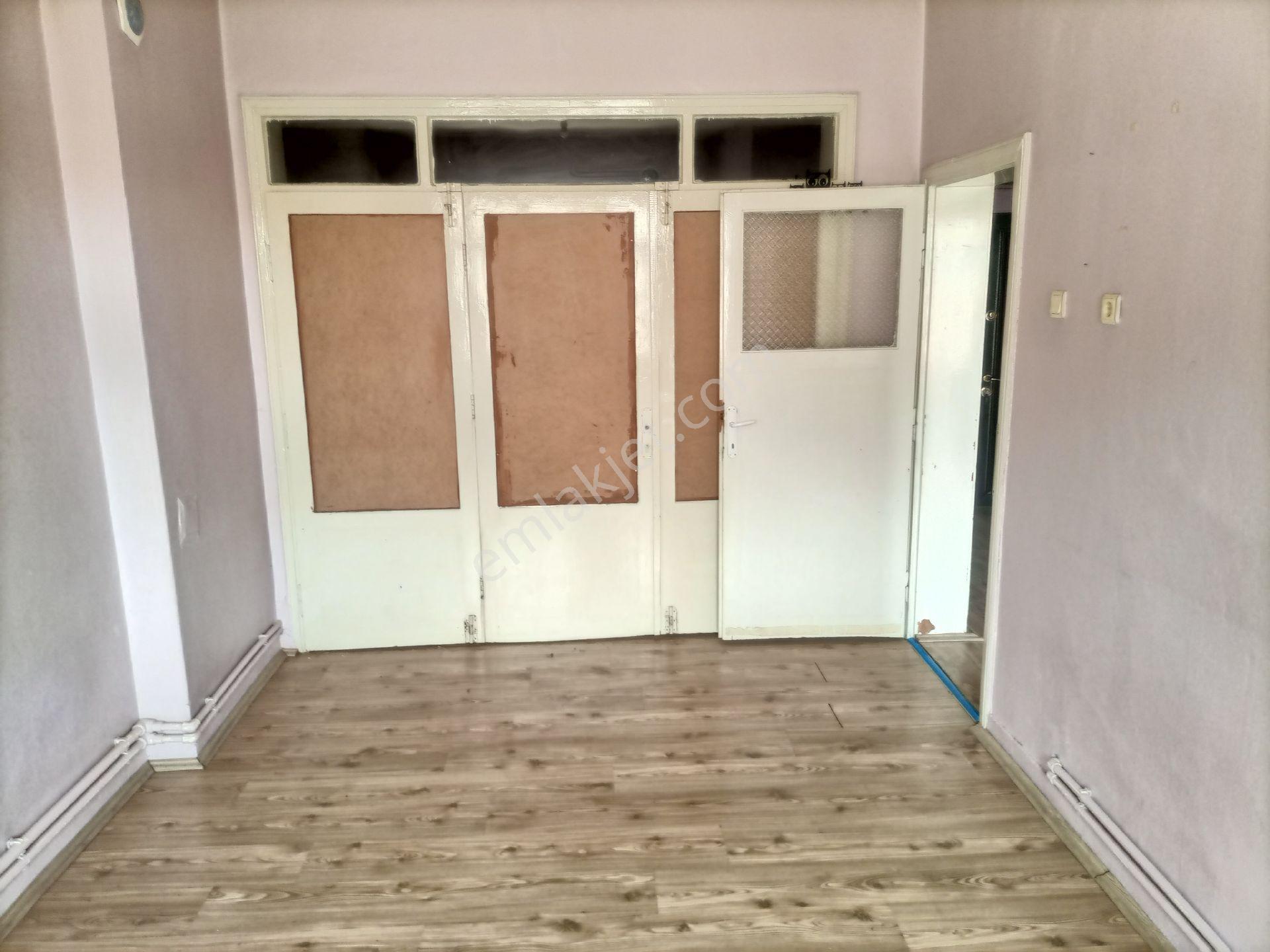 Namık Kemal İlköğretim Okulu Yanı Satılık Kaçmaz Kupon Daire 3+1 - Görsel 9