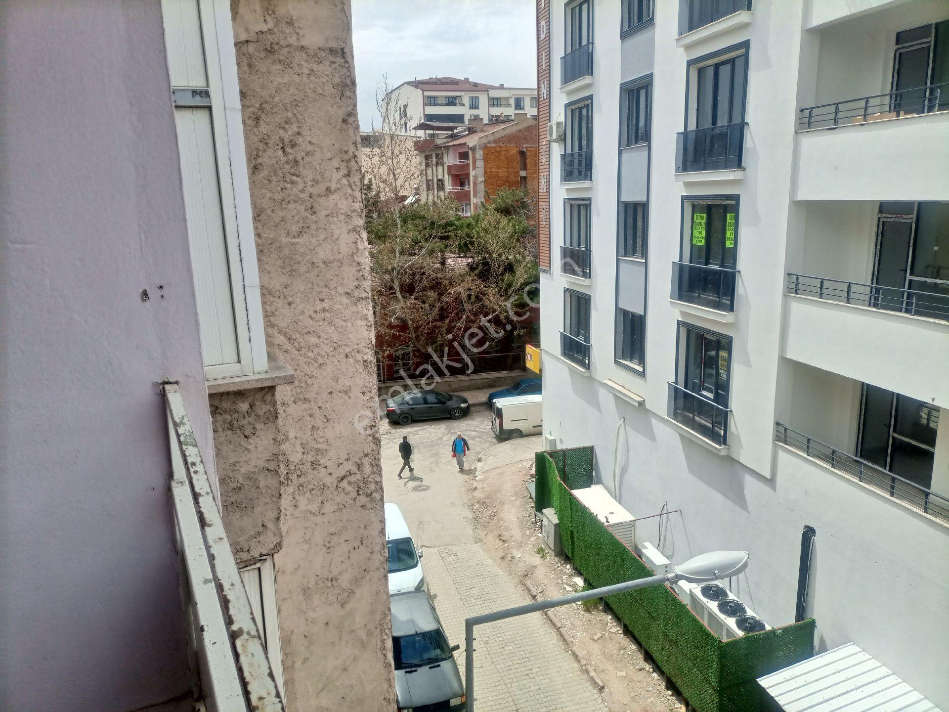 Namık Kemal İlköğretim Okulu Yanı Satılık Kaçmaz Kupon Daire 3+1 - Görsel 3