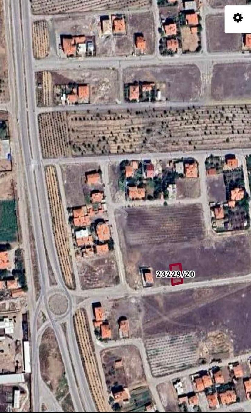 Gürhan Gayrimenkul Den Acil Satılık 350 M2 Arsa