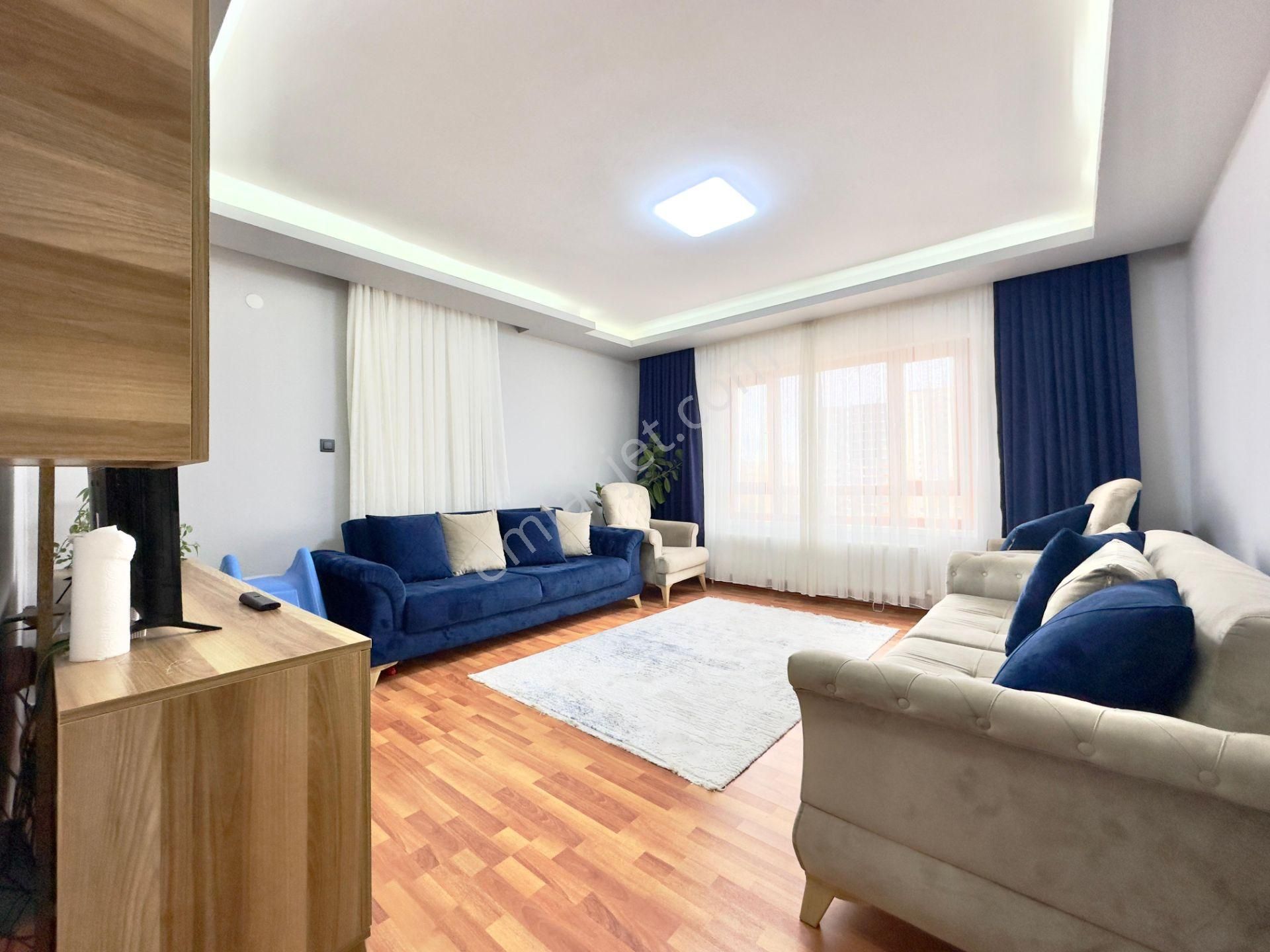 Nasip Emlak'tan Hastane Yakını Orta Kat 130m² Masrafsız 3+1 Daire