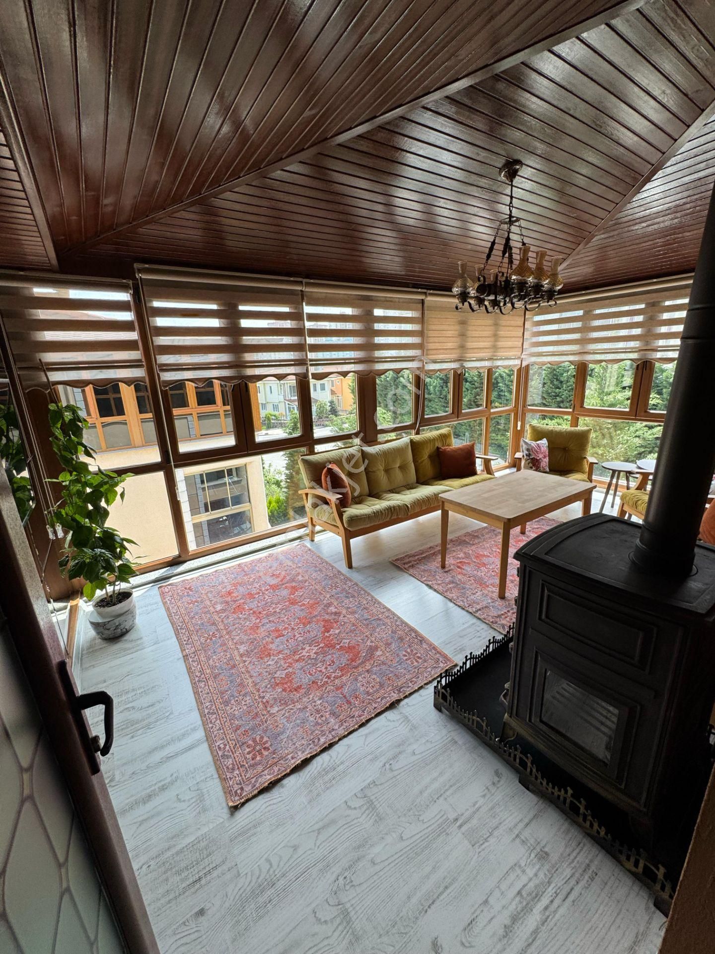 Remax Land'dan Satılık Safran Park Villaları 7+1 Lüks Yapılı