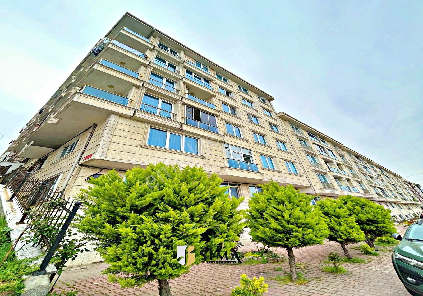 Metrobüse Yürüme Mesafesinde Kapalı Otoparklı Butik Site İçi 2+1 Genişm2