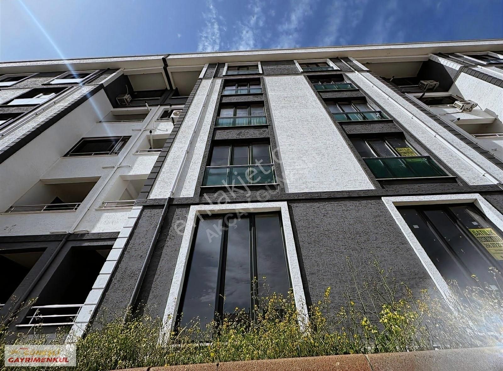 Tek Yetkili "güneşli'den"edremitte Ön Cephe Muhteşem 4+1 Dubleks