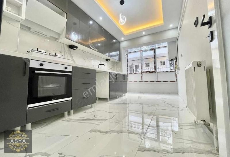 Pınarbaşında Ara Kat Ultra Lüks 3+1 Satılık Daire