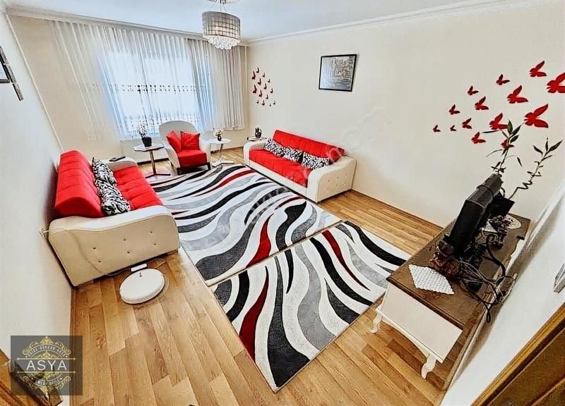 Esertepede Asansörlü 2.kat Yapılı 3+1 Satılık Daire