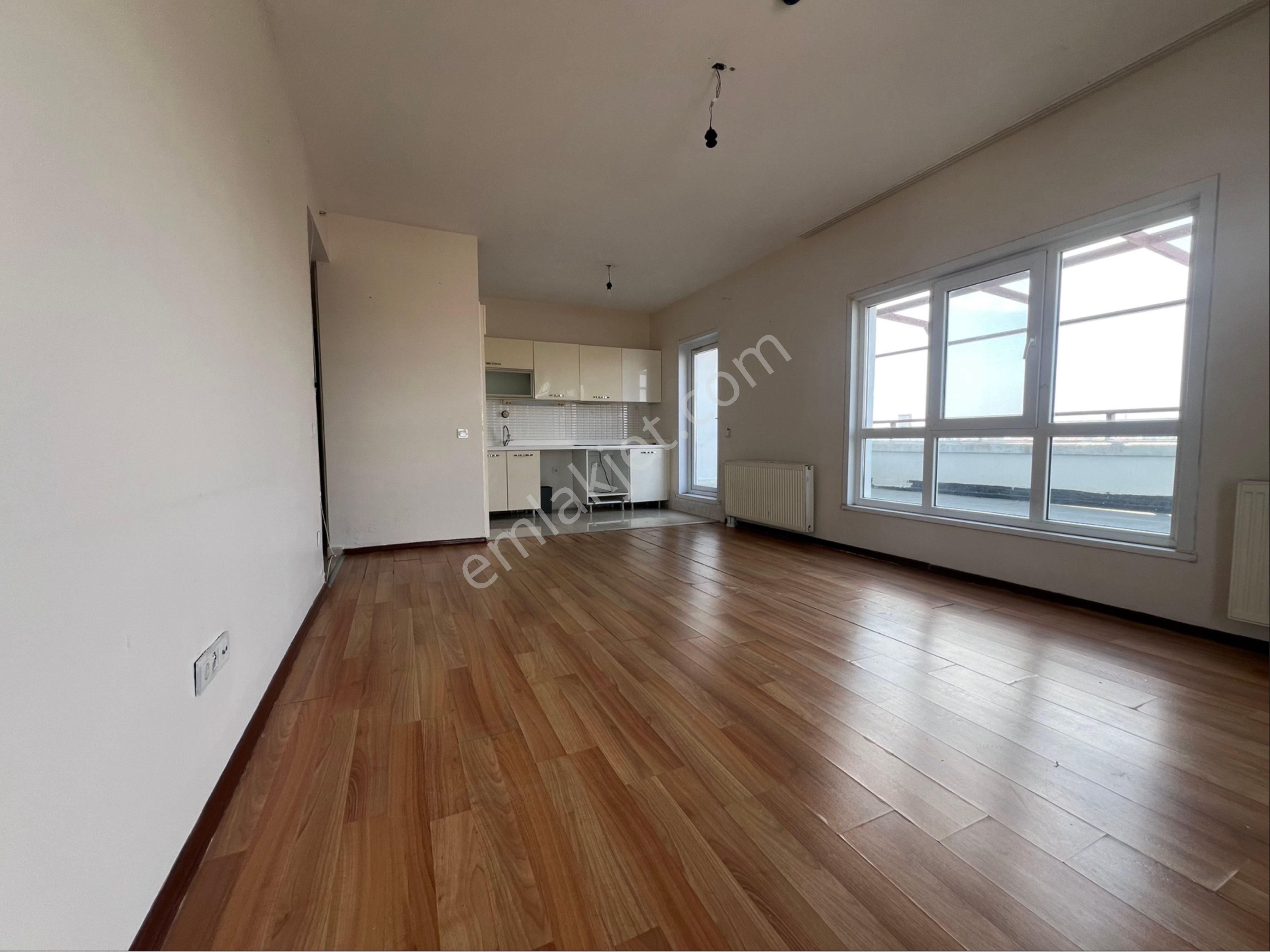 Sahibinden Esenyurt Startowers Fırsat Daire Dev Teras 2+1