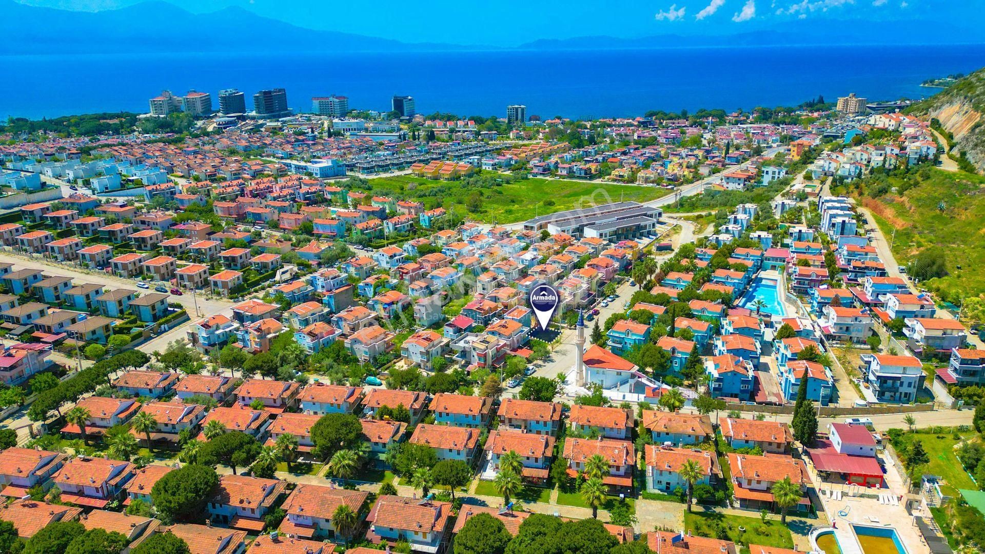 Kuşadası Değirmendere'de Avm'ye Ve Merkeze Yakın Villa Arsası