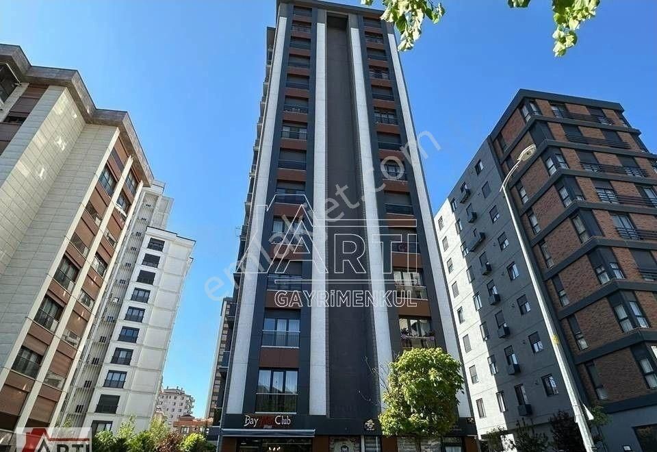 Kocayol Caddesinde Önü Açık Ebeveyn Banyolu Balkonlu 2+1 Satılık