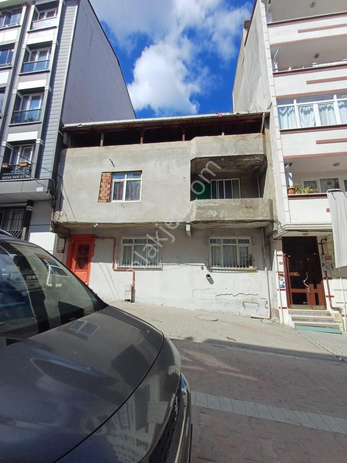 Esenyurtta Satılık Konut İmarlı Arsa