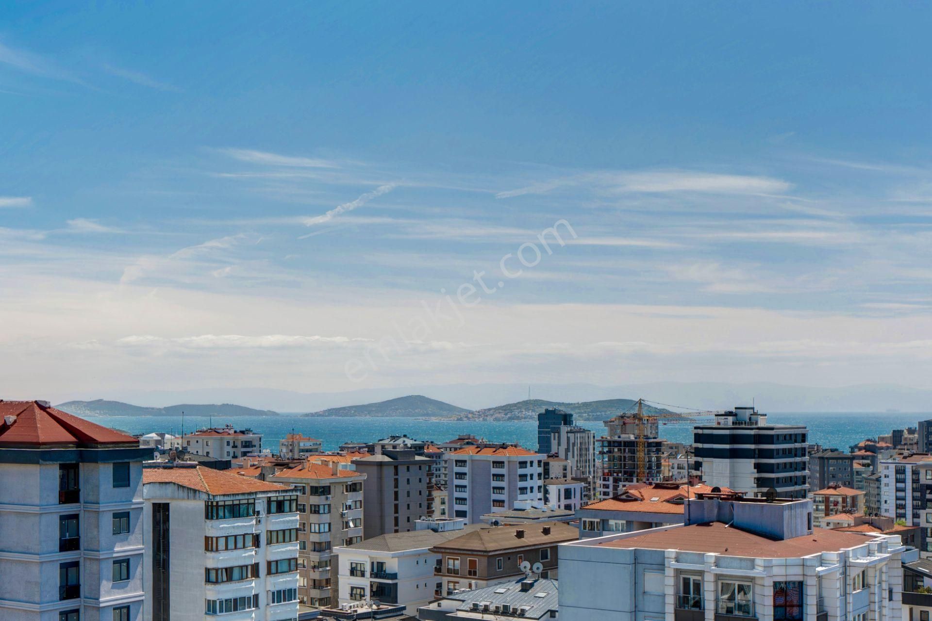 Feneryolu'nda Bağdat Cad.yakın Deniz Manzaralı 6+2 Dubleks Daire