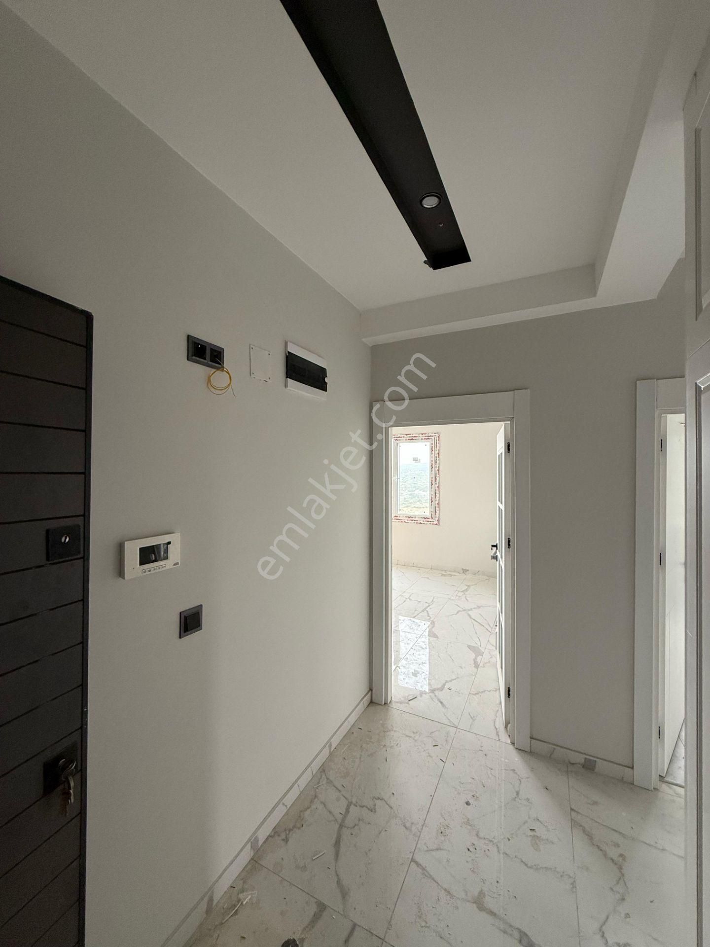 Mersin/erdemli/ayaş'ta Site İçerisinde Deniz Manzaralı Havuzlu 2+1 Daireler