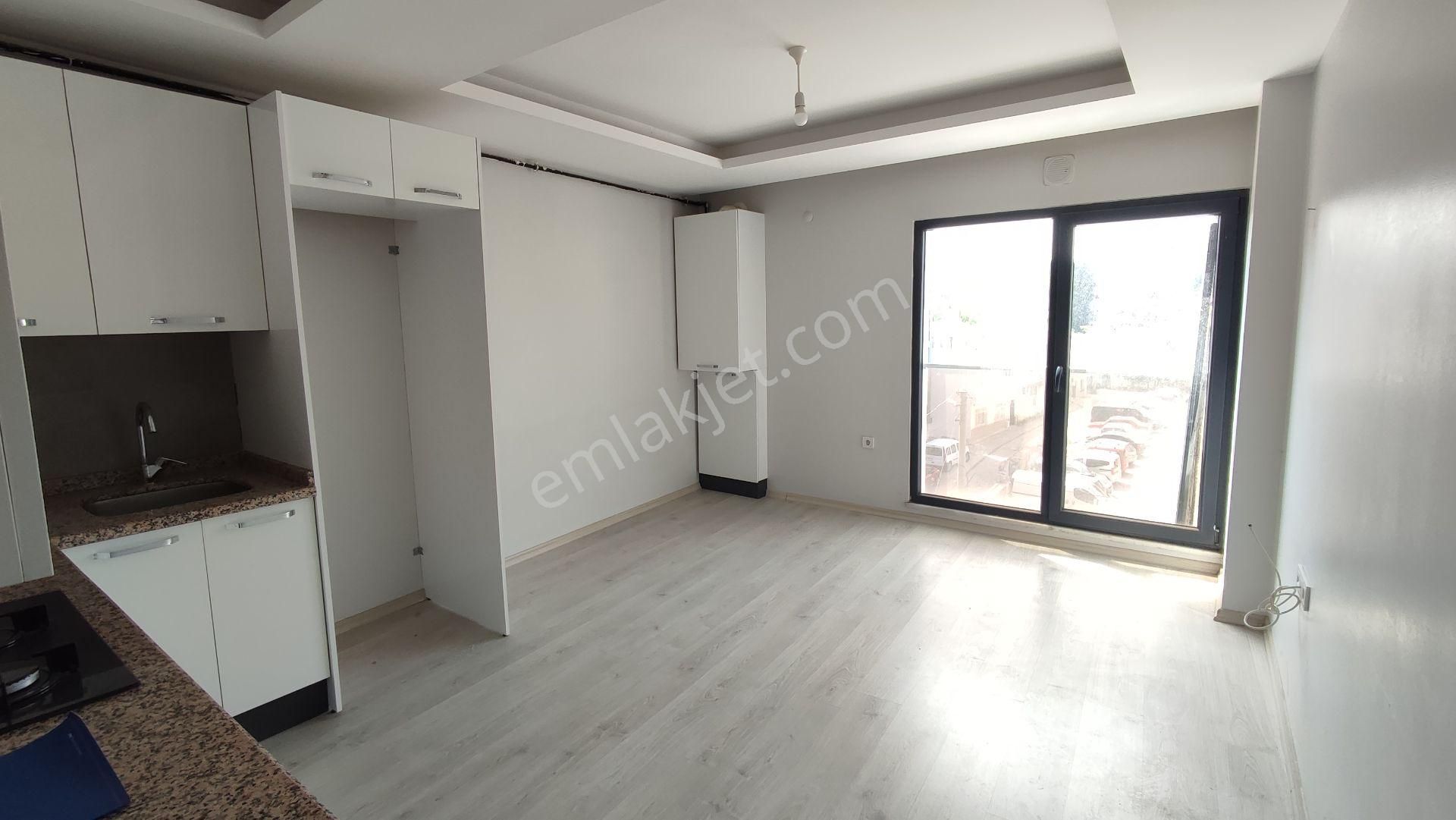 Re/max İnci'den Kasaplar Mah 1+1 Kiralık Daire