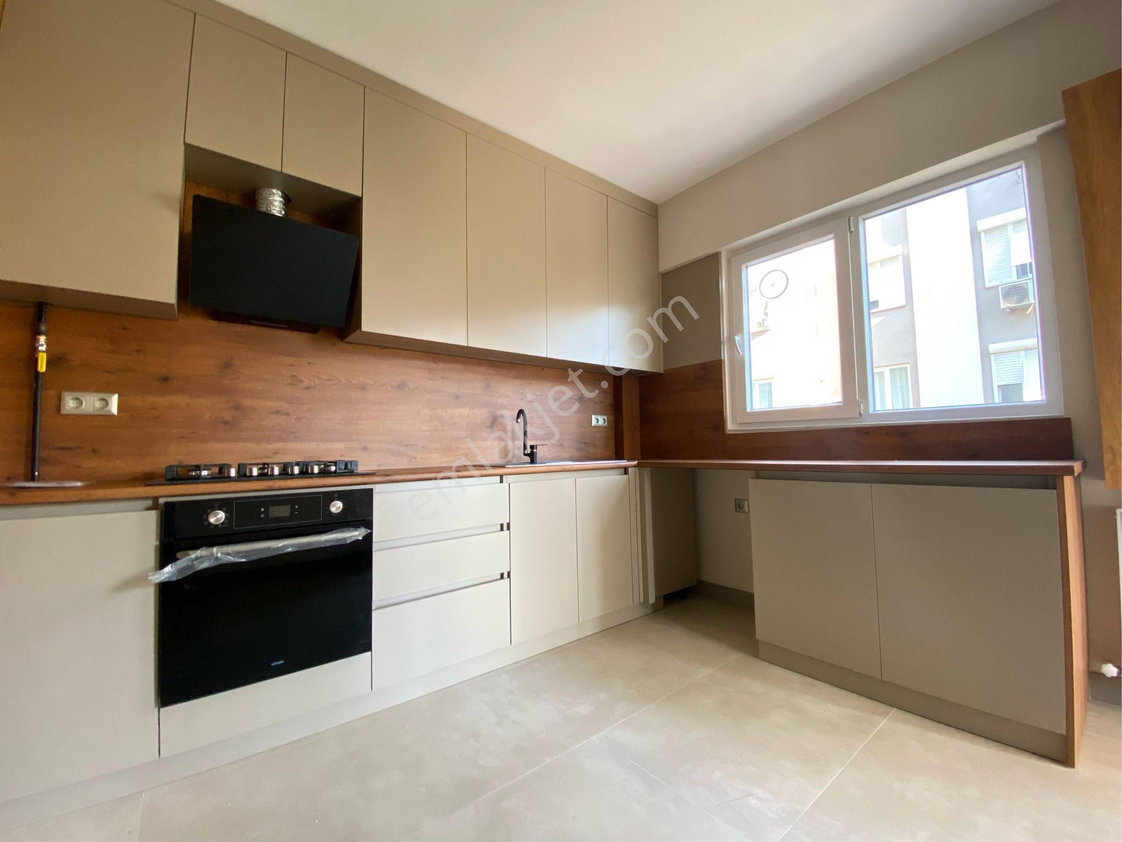 Limanda 3 + 1 Çok Geniş Bir Daire Tam Bakımlı Doğal Gazlı - Görsel 22