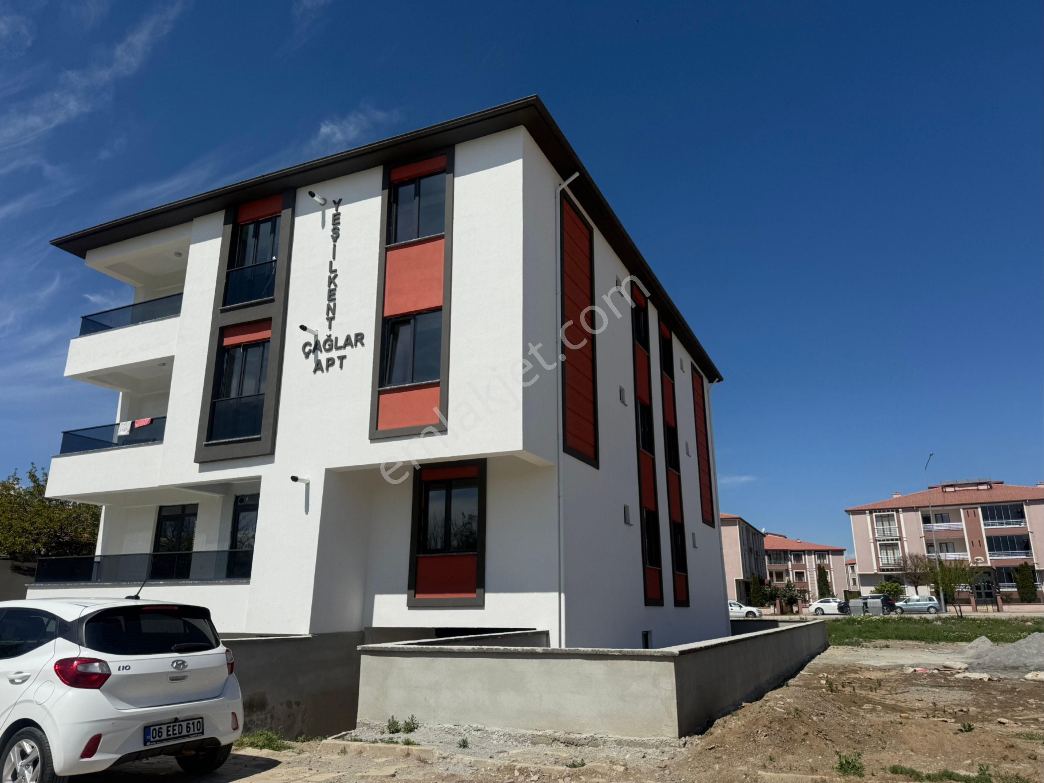 Remax Dem'den Demirkentte Satılık 2+1 Daire