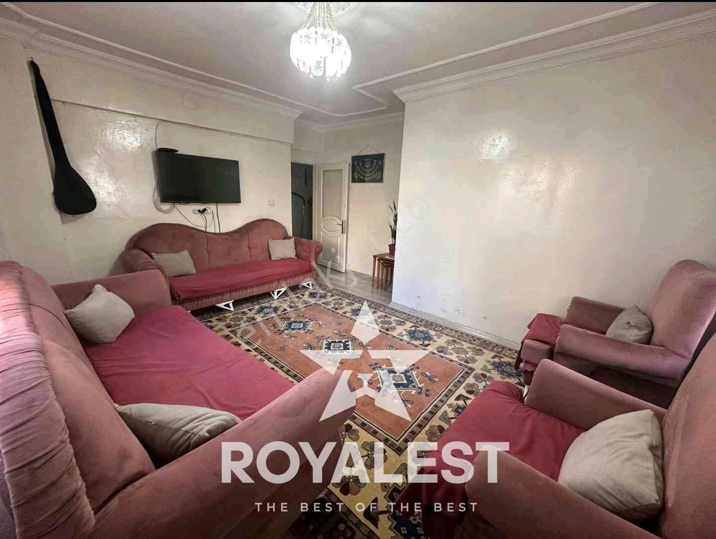 Royalest Ten Gazikentte Satılık Bakımlı Fırsat Daire