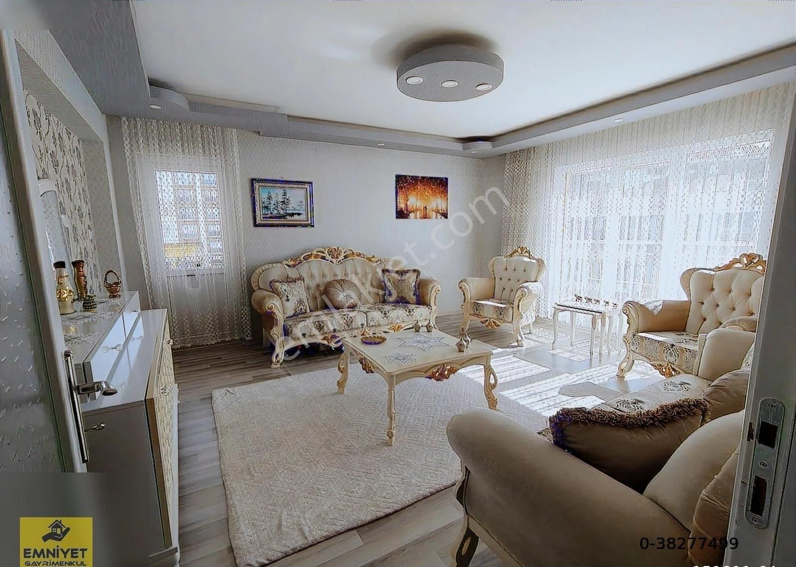 Caddede Ara Kat Daire Yeni Bina 3+1 Emniyet Gayrimenkulden Acill