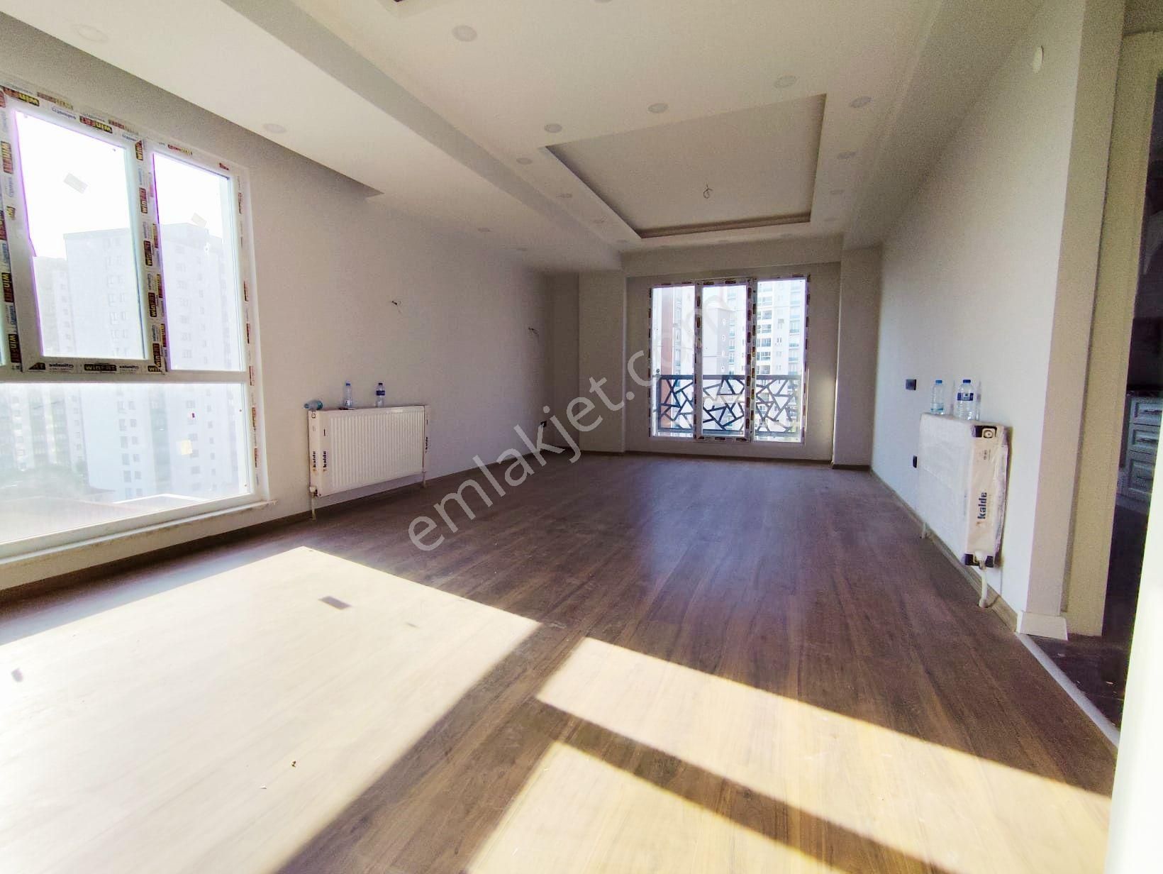 Mertcan Dan Ozanlar Cad Teraslı 4+1 İskanlı Lüks Dubleks Daire