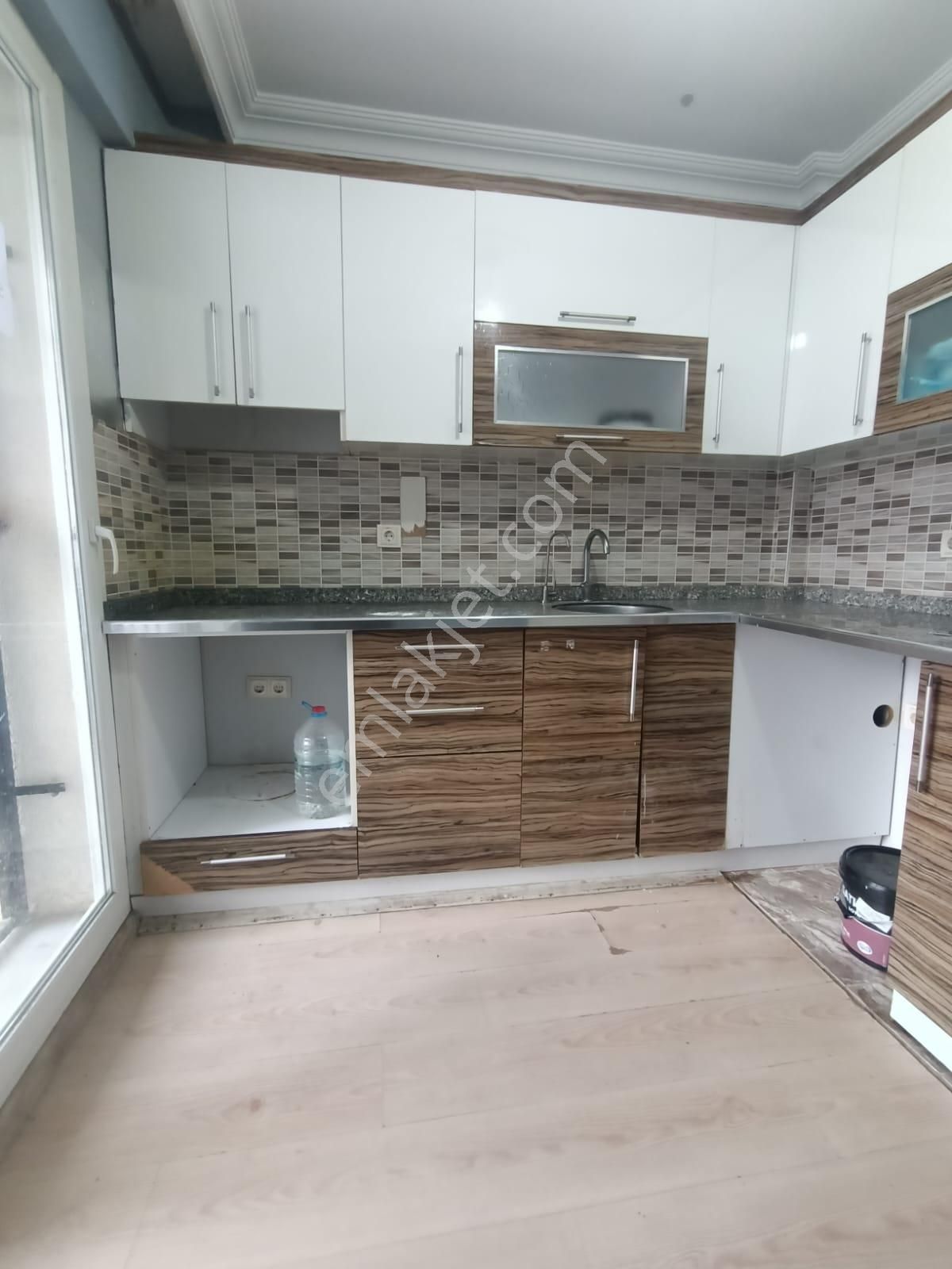 İzmir Torbalı Ayrancılar Merkezde Acill Satılık 2+1 Y.giriş Daire