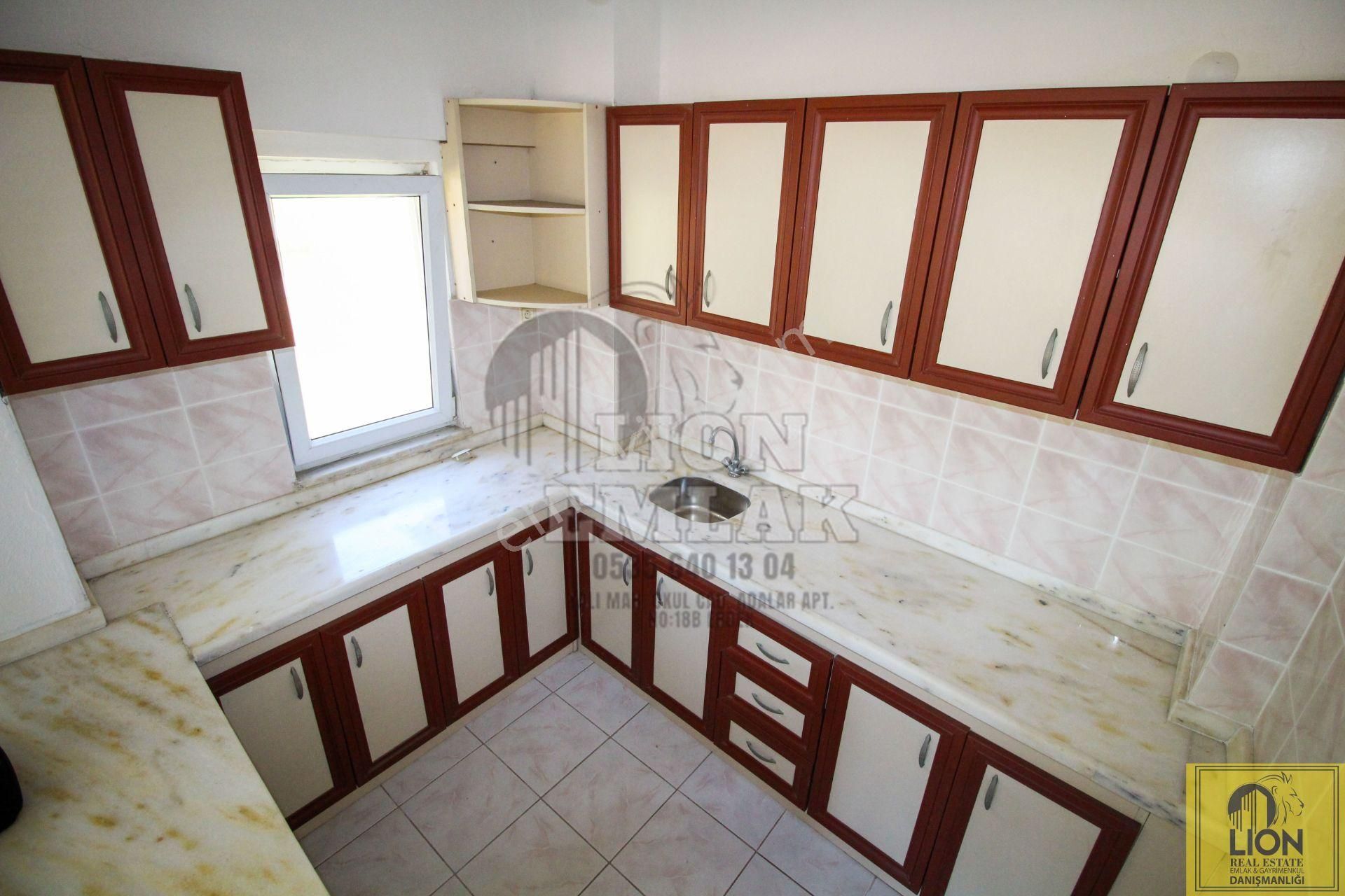 Erdek Doğanlar Mahallesinde Denize Yakın 4+1 150 M² Satılık Tripleks Villa