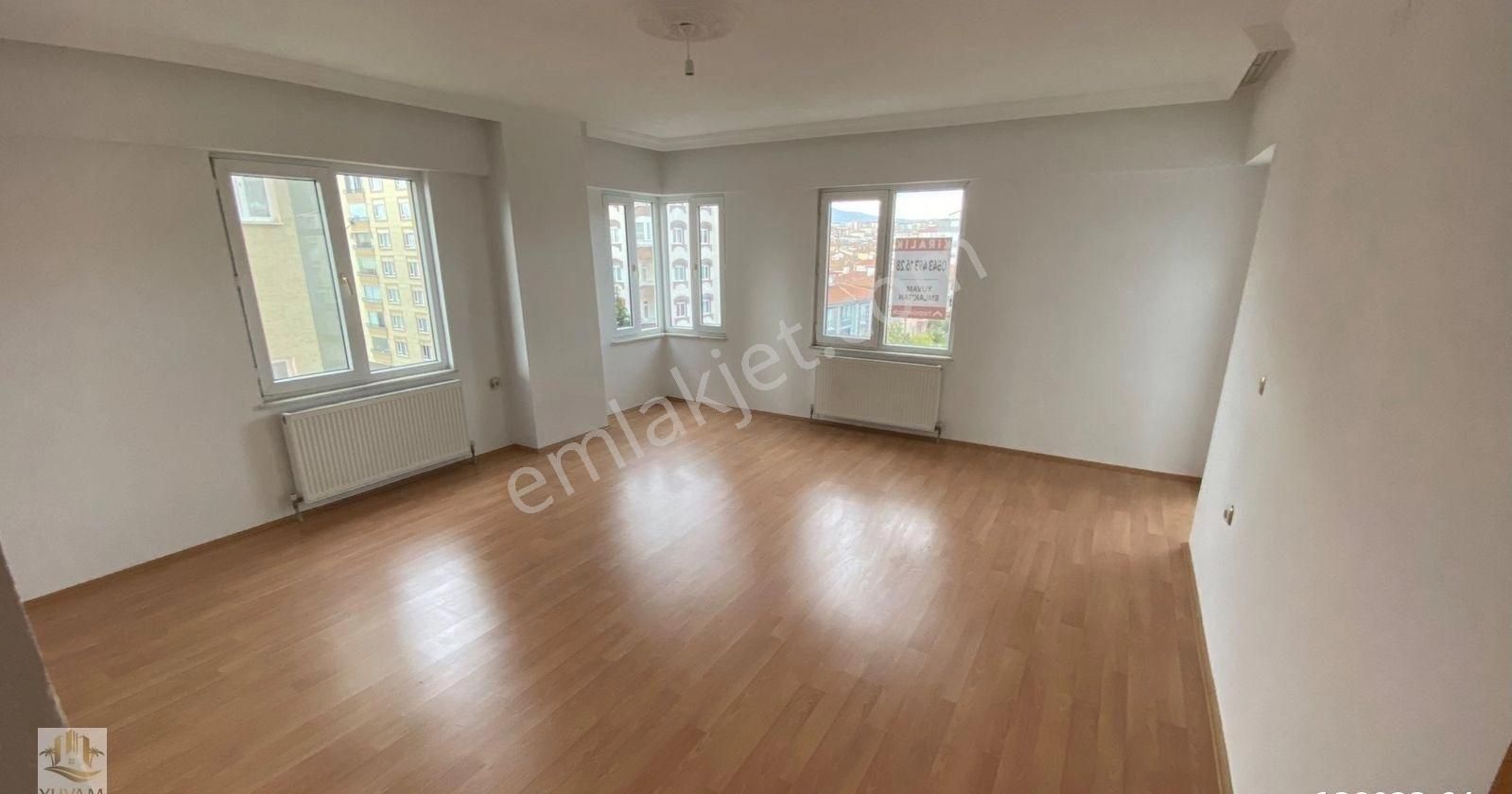 Yuvam Gayrimenkul'den Bahabey Cad.yeşil Fırın Civarında Kiralık Daire