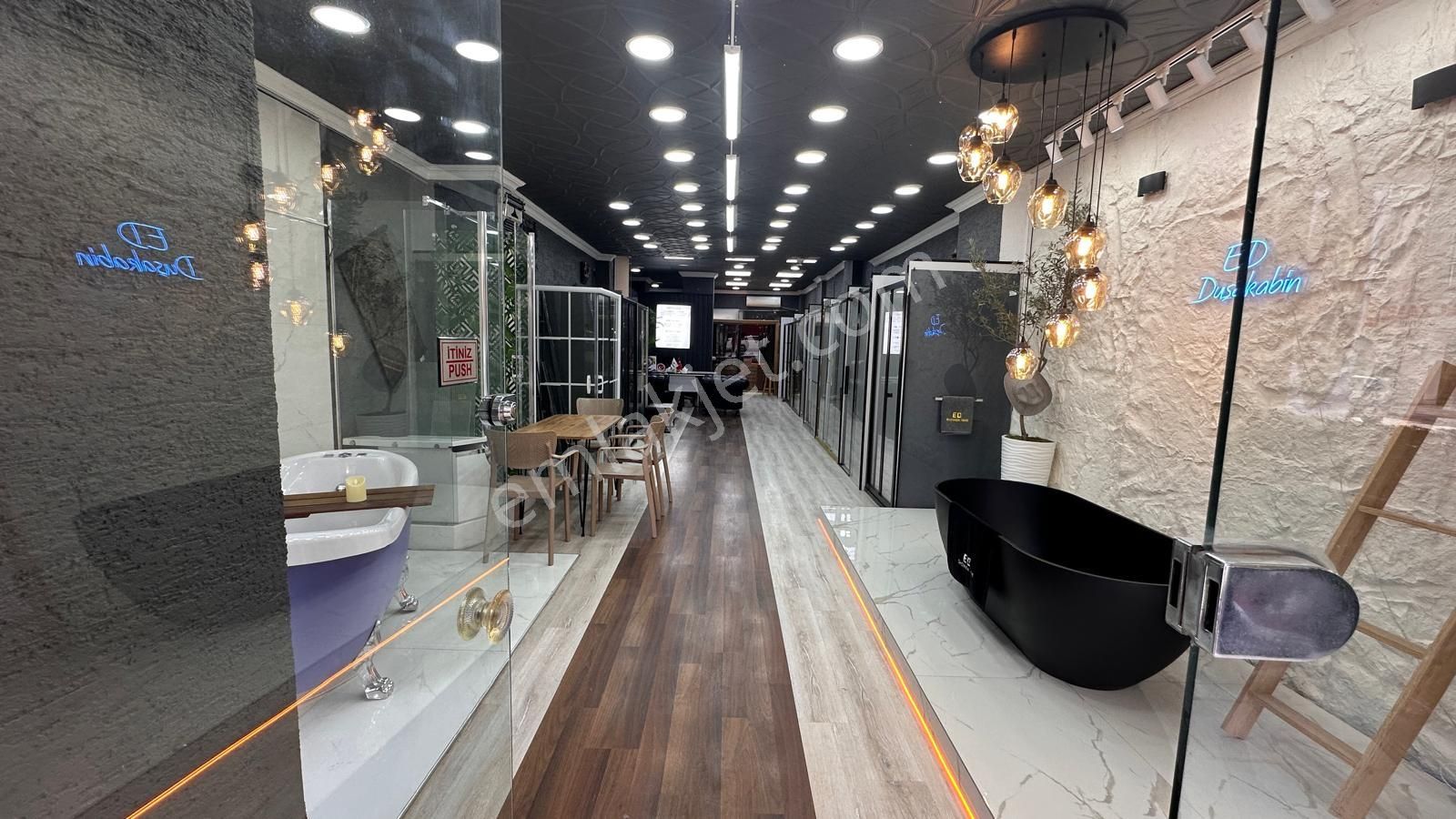 Yalova Merkez'de 115 Metre Satılık Dükkan