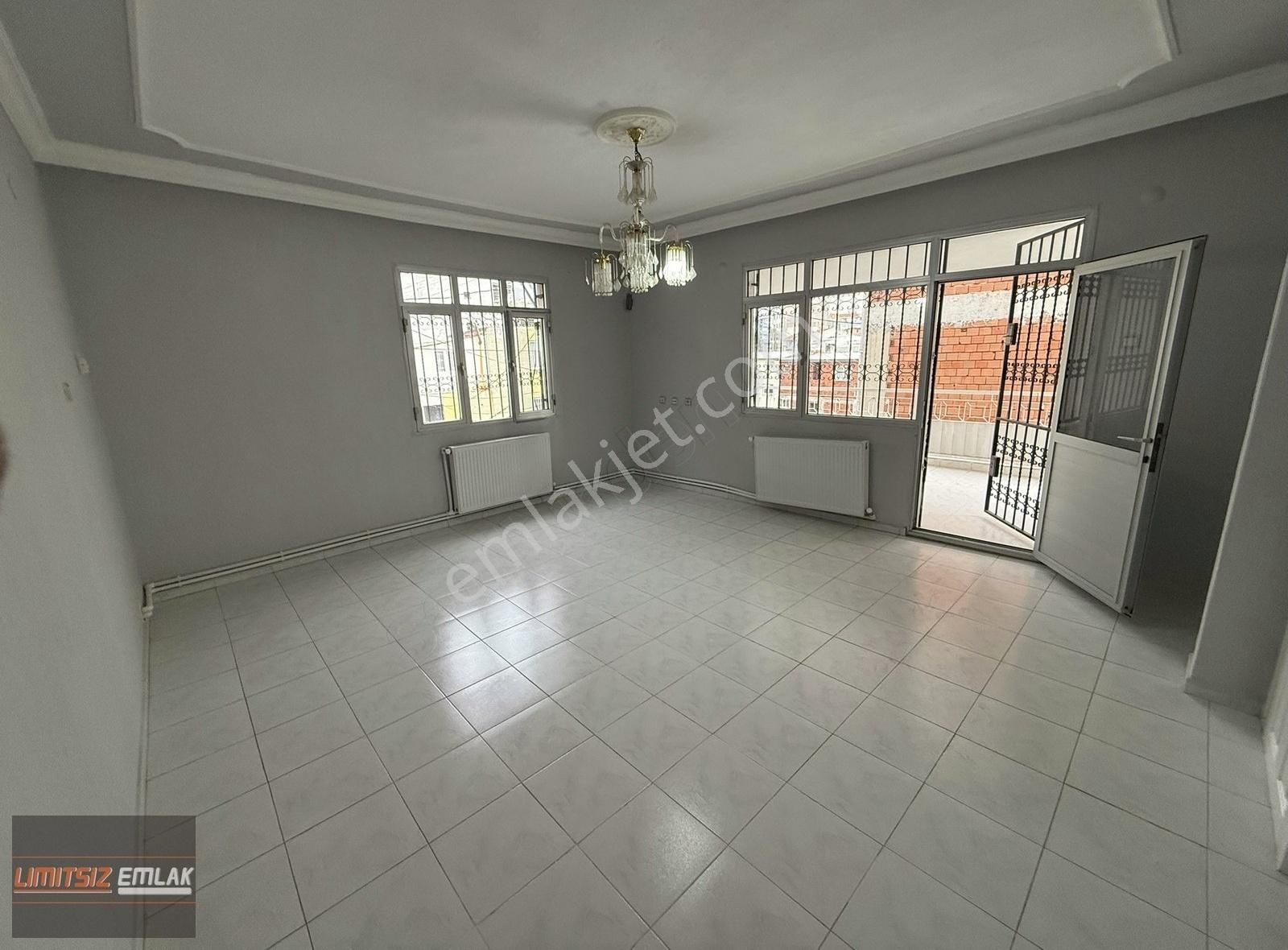 Çiğli Şirintepe'de | Kiralık | 3+1 | 125 M² | L İ M İ Tsiz Emlk