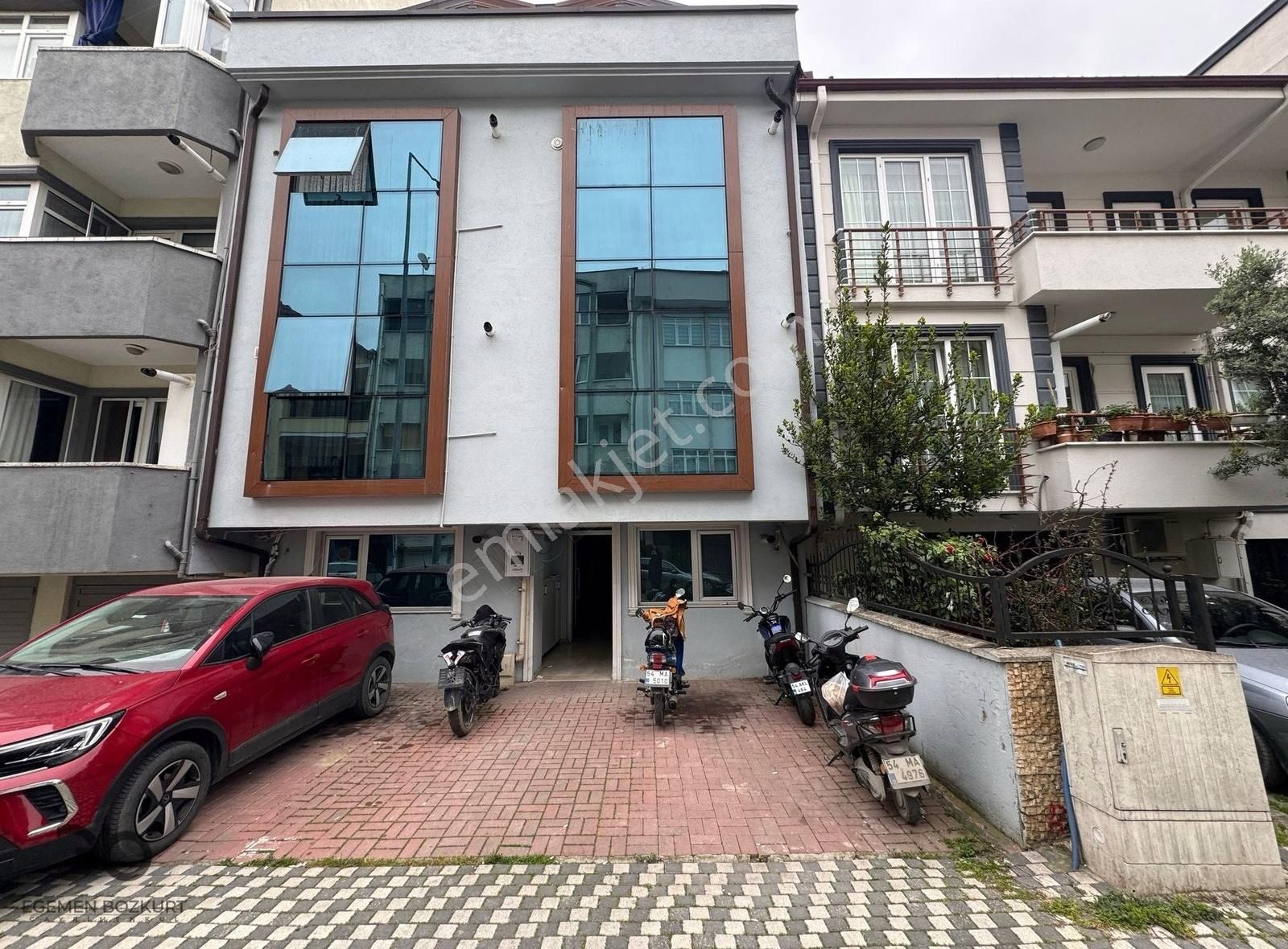 Egemen Bozkurt'tan Şehir Merkezinde Satılık Apart Daire