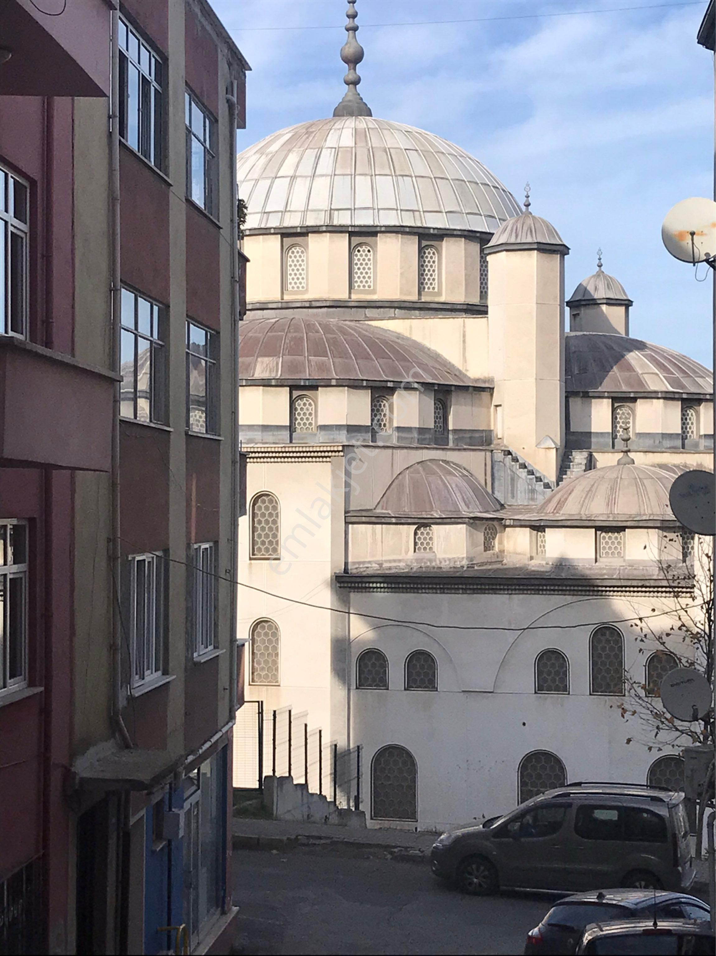 Bahçeçık Merkezde Satılık Daire