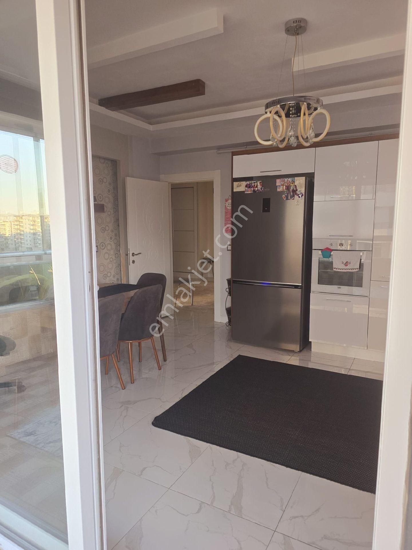 Bağcılar Aramtiğram Aramtiğran Ccaddesinde Bulunan 3+1 Dairemiz Acilem Satılıktır