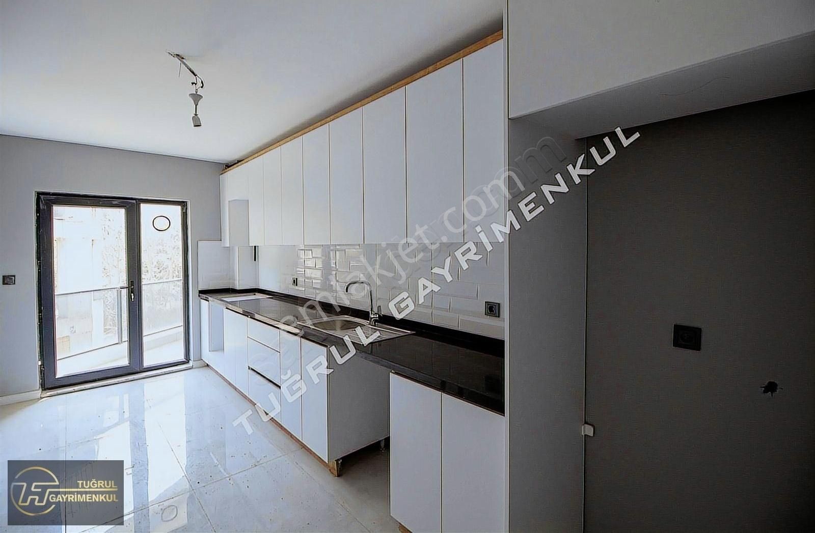 Çalı'da Satılık 2+1 Sıfır Arakat Daire Asansörlü Otoparklı