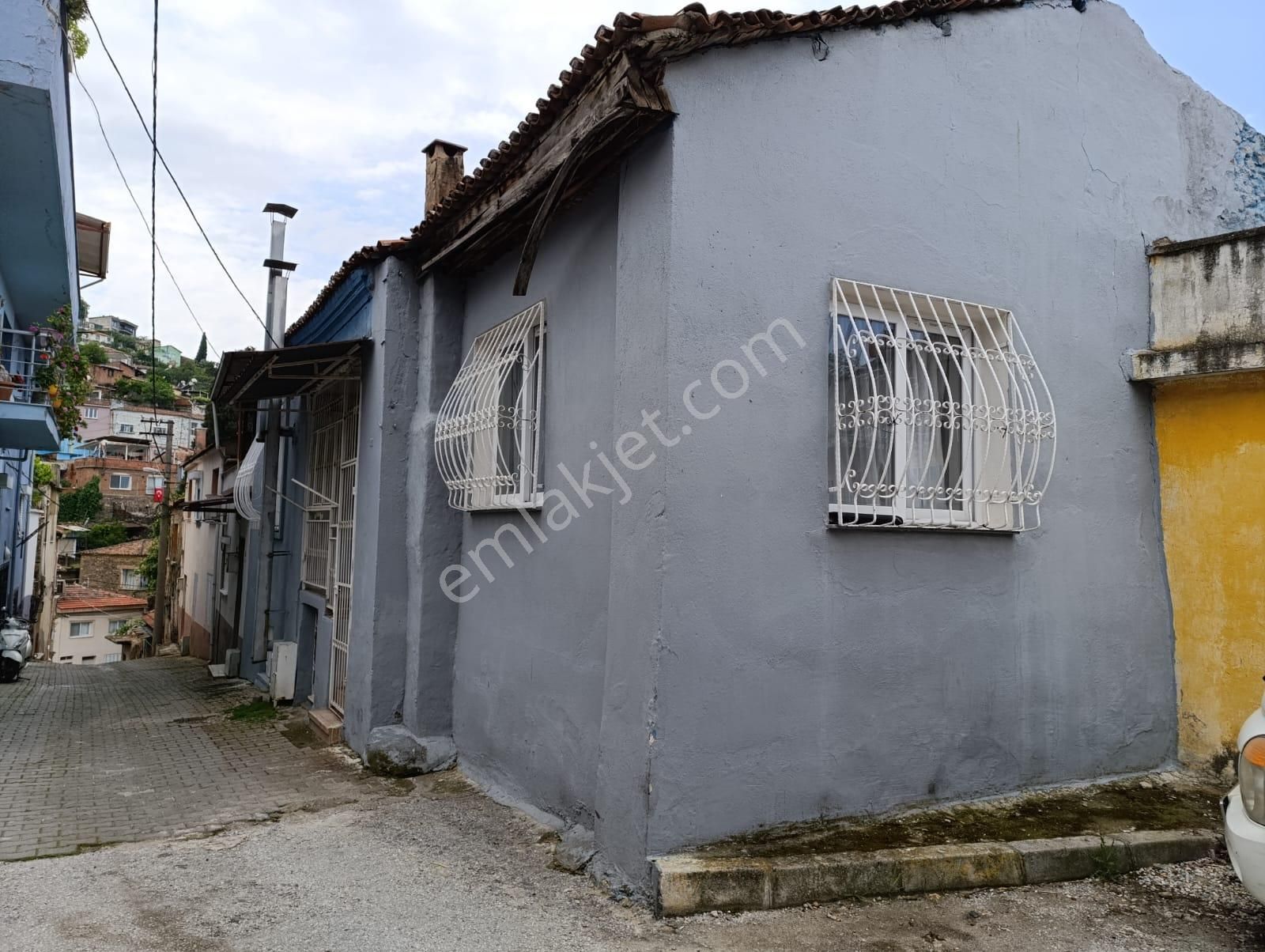 İzmir Tire'de Evsiz Kalmayın..! Bakımlı Müstakil Evimizi Satıyoruz. - Görsel 13