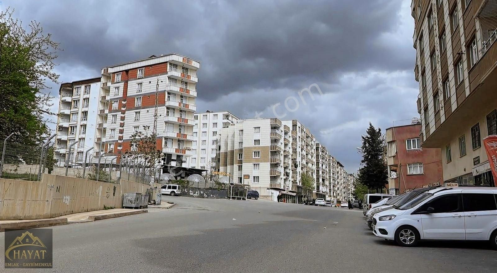Hükümet Caddesi Vakıfsız Satılık 3+1 Daire