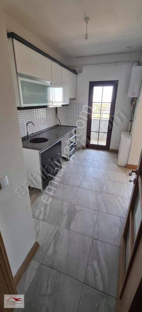 Güç Emlaktan Toki Akabede Kiralık 2+1 Daire