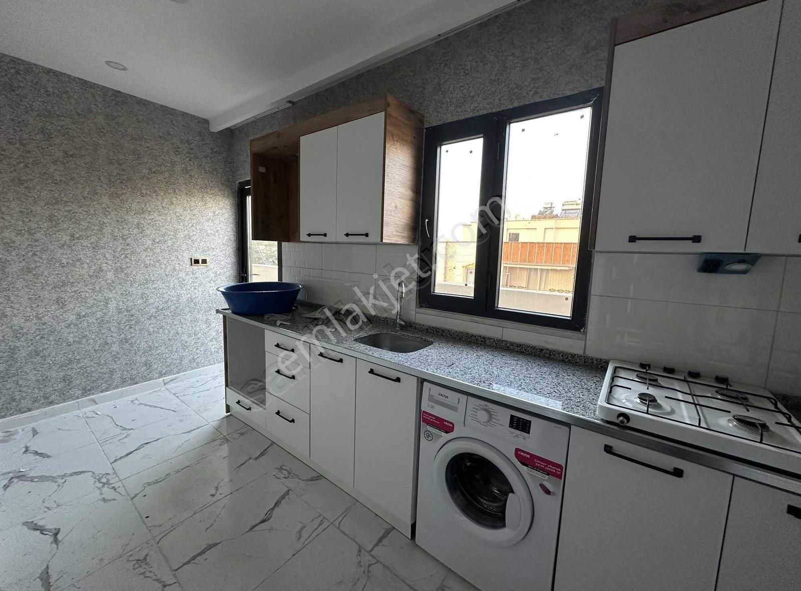 Ahmet Ersevende Full Eşyalı Kiralık Daireler Çözüm Emlak'ta
