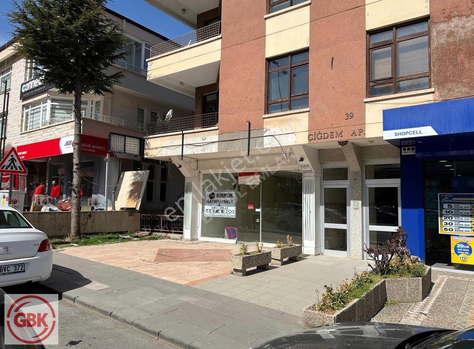 Uğur Mumcu Cadde Üstünde Kiralık İş Yeri