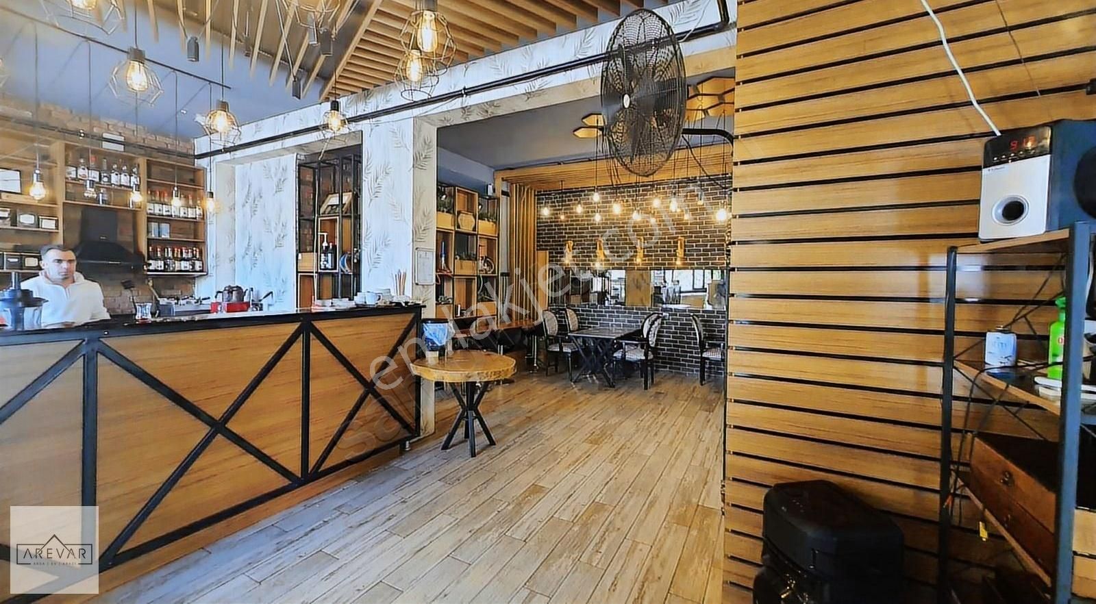 Arevar'dan Devren Kiralık Cafe