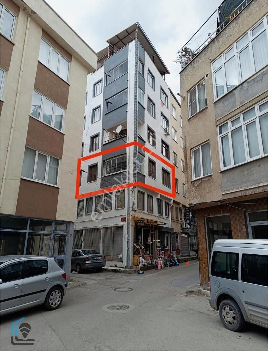 Ege Mah'de Köylü Garajına Çok Yakın 1+1 Fiyatına Satılık 2+1