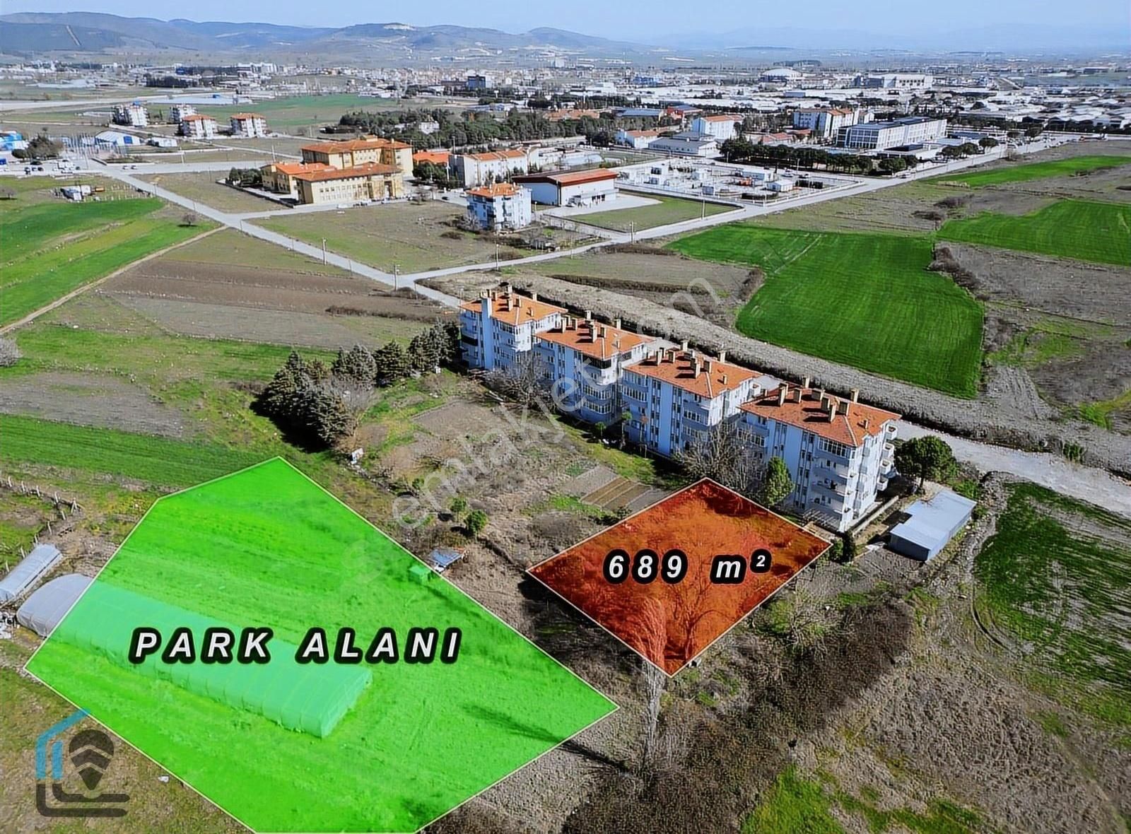Paşaalanı Mah 3 Kat İmar Karşısı Park Satılık 689 M2 Köşe Parsel